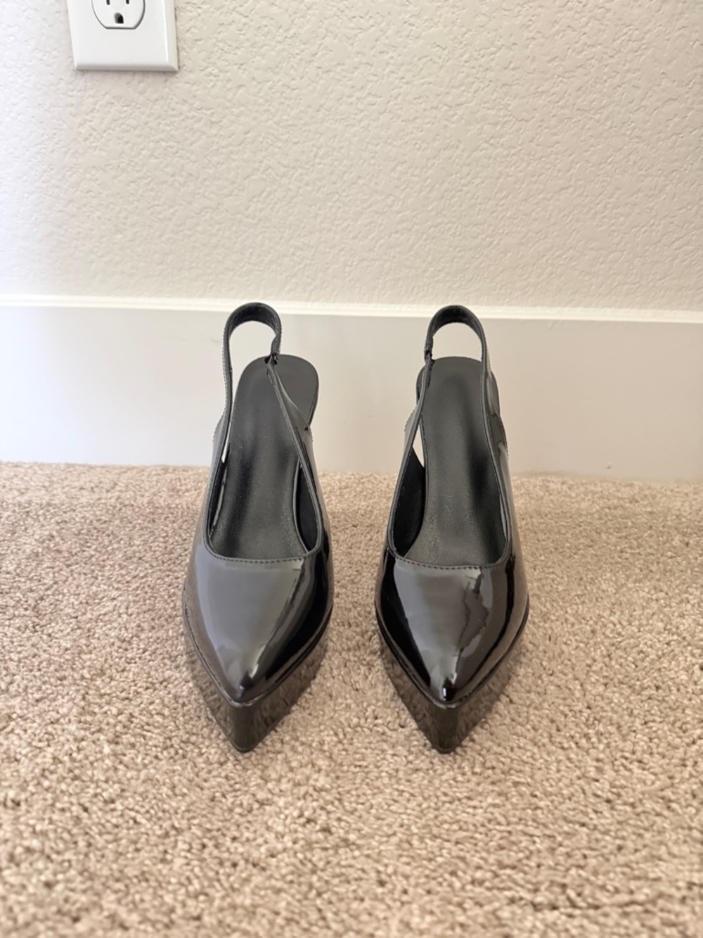 Women’s Black Patent Slingback Pointed Toe Heels